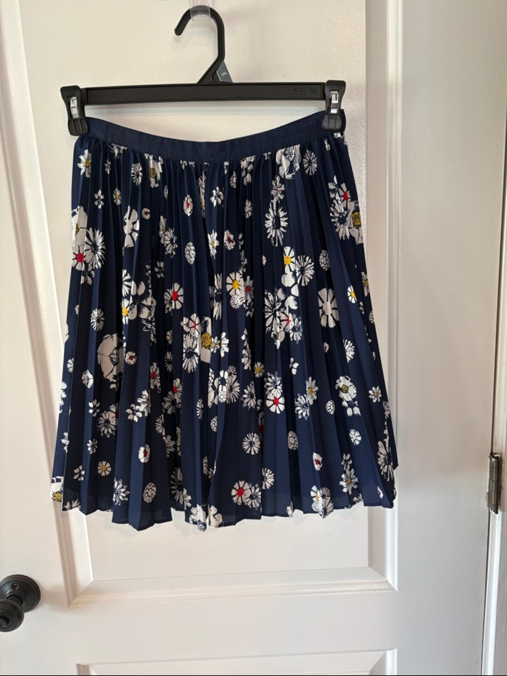 Women's Jason Wu for Target Navy Floral Pleated Skirt - GUC, size 4